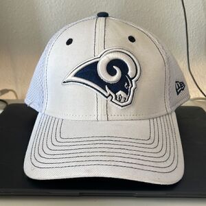NEW ERA LOS ANGELES RAMS MENS GREY GRAYED OUT NEO 39THIRTY FLEX HAT M/L